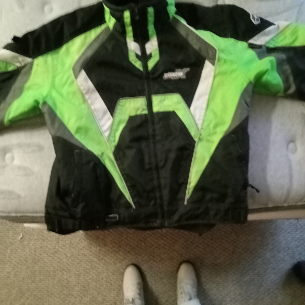 Castle outerwear Jacket - Picture 2 of 5